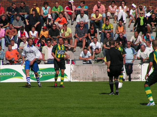 Oefenwedstriijd Westlands elftal ADO Den Haag