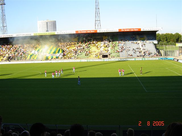 Oefenwedstriijd ado den haag Westham United