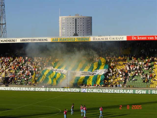 Oefenwedstriijd ado den haag Westham United