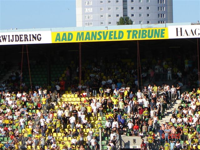 Oefenwedstriijd ado den haag Westham United