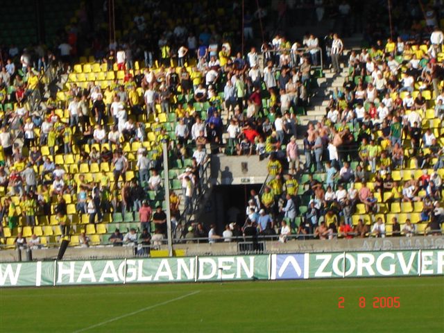 Oefenwedstriijd ado den haag Westham United