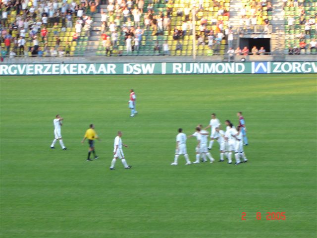 Oefenwedstriijd ado den haag Westham United