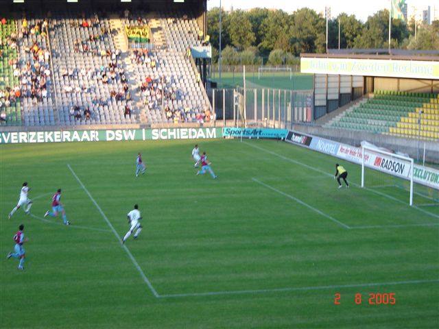 Oefenwedstriijd ado den haag Westham United