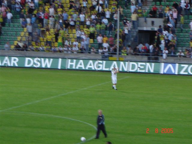 Oefenwedstriijd ado den haag Westham United