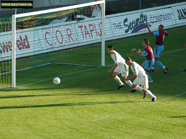 Oefenwedstriijd ado den haag Westham United