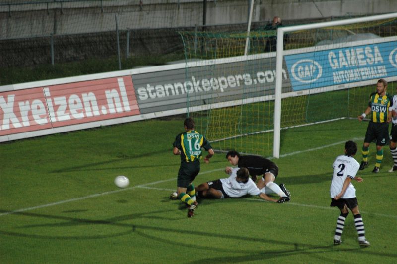 Bekerwedstrijd ADO Den Haag SHO eindstand 11-1