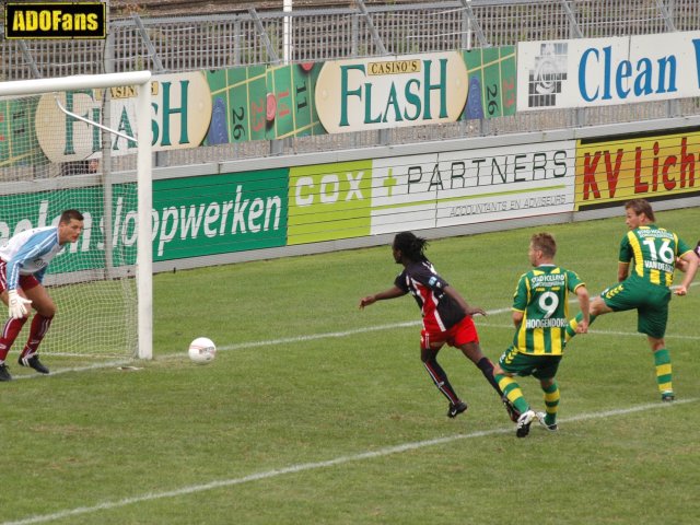 HFC Haarlem ADO Den Haag 