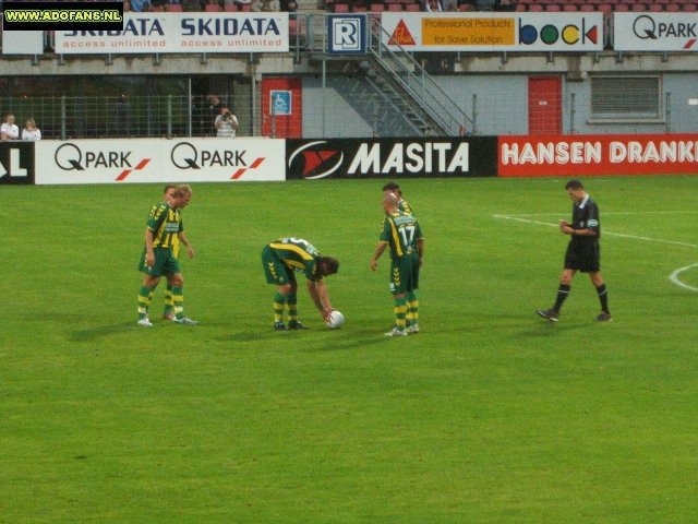 wedstrijd foto MVV ADO Den Haag 10-08-2007