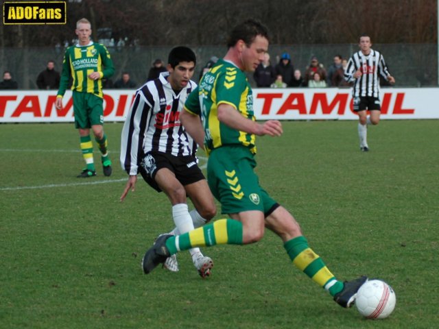 ADO DEN HAAG oefent tegen TONEGIDO