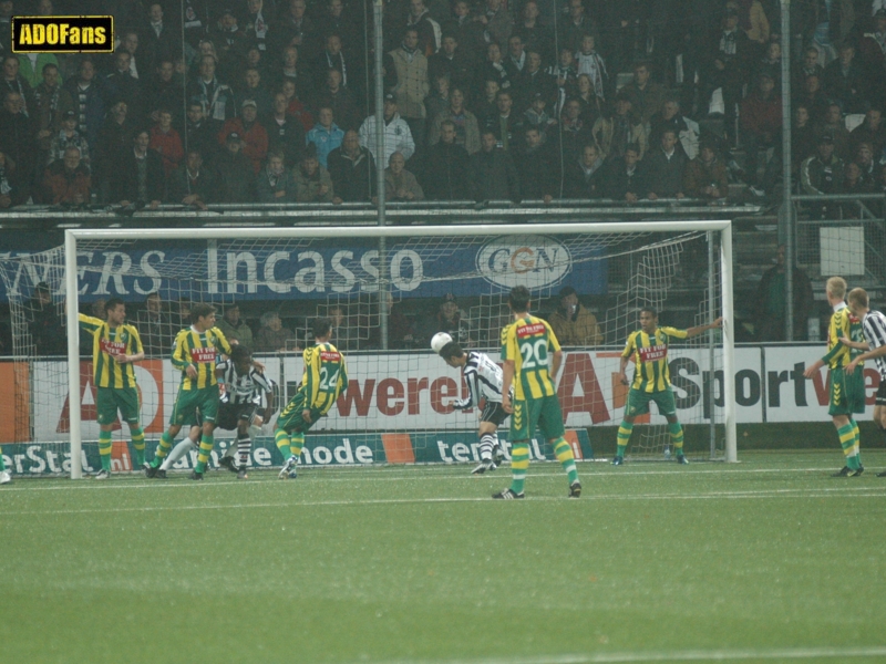 24-10-2008 eredivisie Heracles Almelo ADO Den Haag  eindstand 3-1 