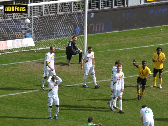 Eredivisiewedstrijd RODA ADO eindstand 2-0