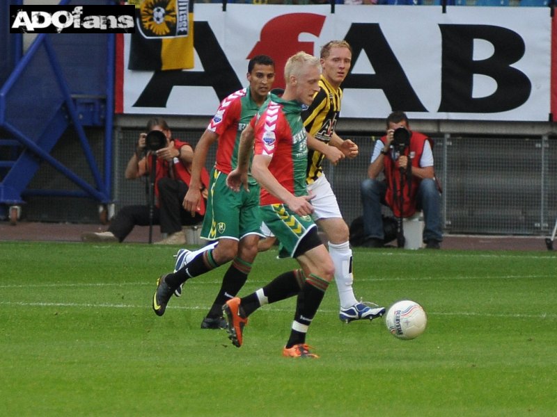 ADO Den Haag wint ruim van Vitesse 