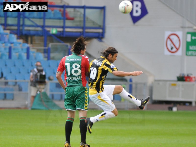 ADO Den Haag wint ruim van Vitesse 