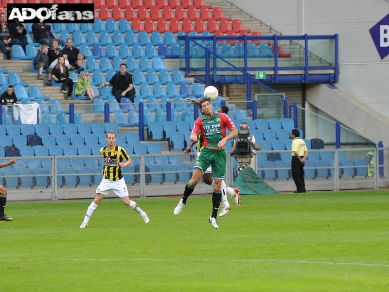 ADO Den Haag wint ruim van Vitesse 