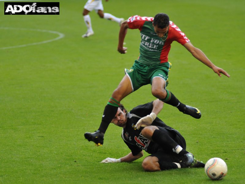 ADO Den Haag wint ruim van Vitesse 