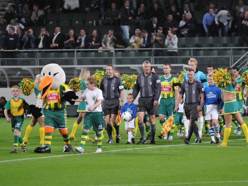 De opkomst van de spelers van ADO Den Haag en AZ 