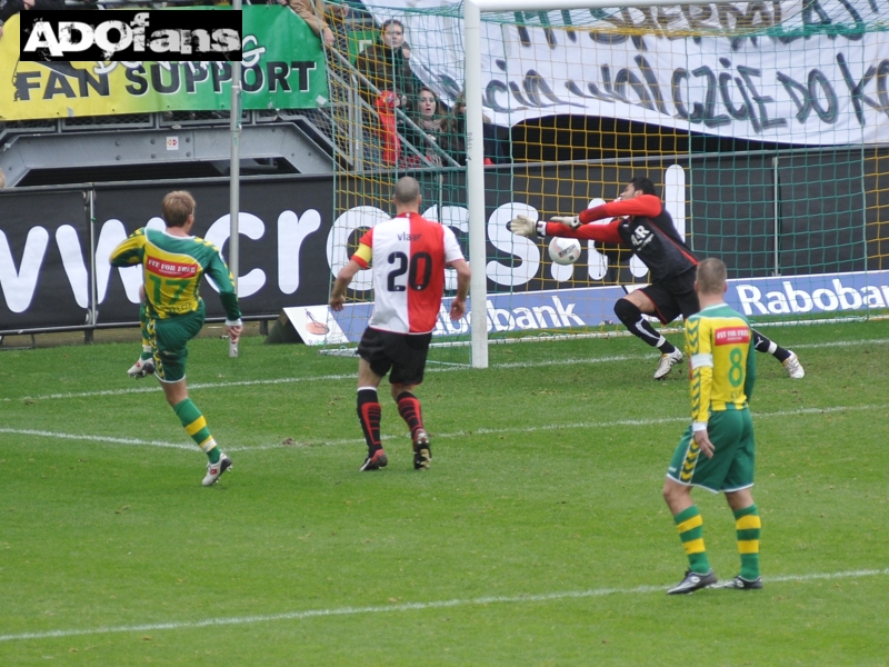 Eredivisie ADO Den haag Feyenoord   Cornelisse scoorde de 1-1, maakt een radslag en kwam er toen achter dat hij centimeters buitenspel had gestaan, dus geen 1-1.