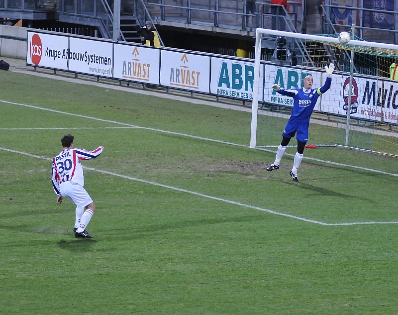 ADO Den Haag wint belangrijke wedstrijd tegen Willem II