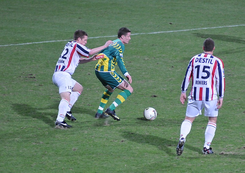 ADO Den Haag wint belangrijke wedstrijd tegen Willem II