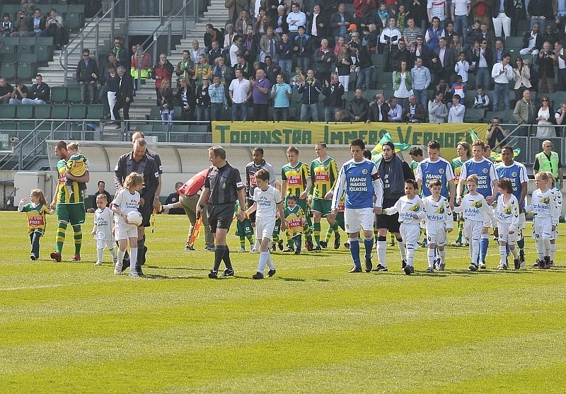 Verslag & foto`s: ADO Den Haag  speelt volgend jaar ook weer eredivisie