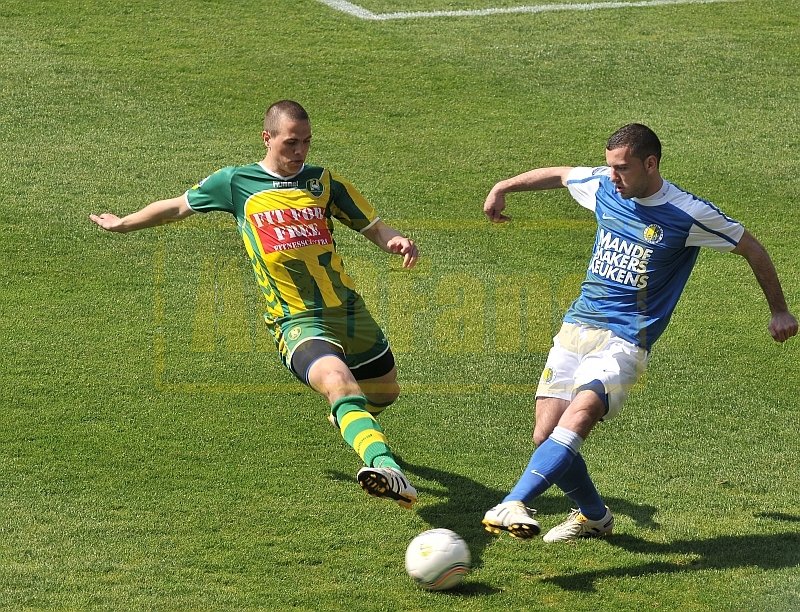 Verslag & foto`s: ADO Den Haag  speelt volgend jaar ook weer eredivisie