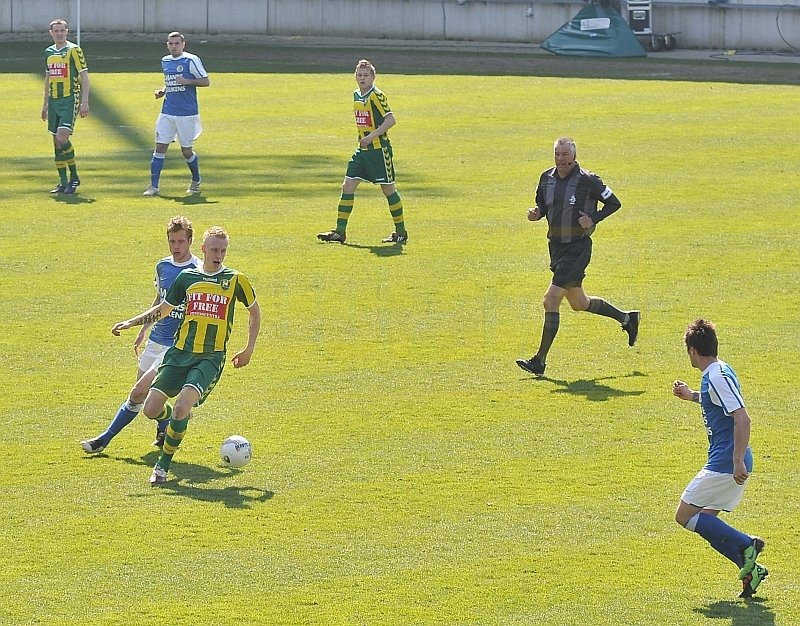 Verslag & foto`s: ADO Den Haag  speelt volgend jaar ook weer eredivisie