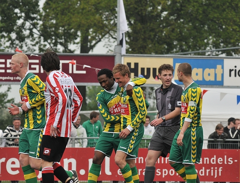 ADO Den Haag sluit seizoen af met oefenwinst in Alphen aan de Rijn