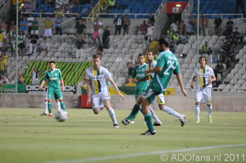 Omonia Nicosia -ADO Den Haag  Europa league 2011-07-28