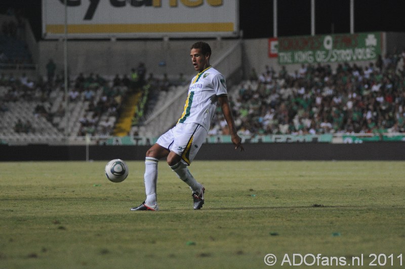 Omonia Nicosia -ADO Den Haag  Europa league 2011-07-28