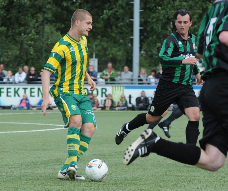 Jubileumwedstrijd Graaf Willem II VAC - ADO Den Haag  Timothy Derijck nog steeds bij ADO Den Haag