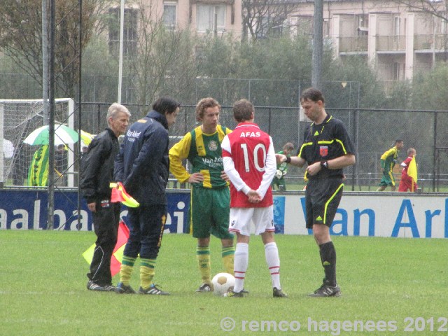 ADO Den Haag B2 tegen AZ B2