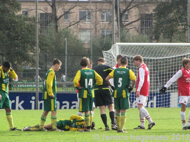 ADO Den Haag B2 tegen AZ B2