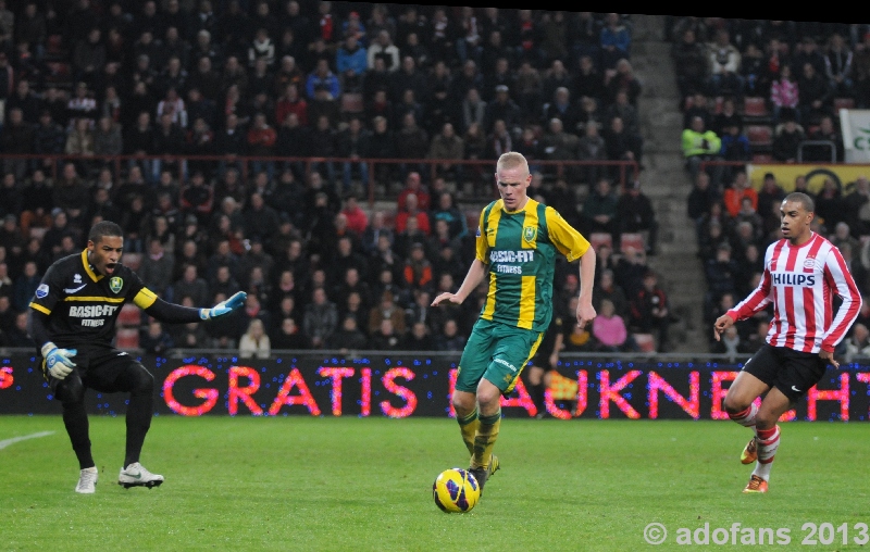 Psv wint met 7-0 van ADO Den Haag