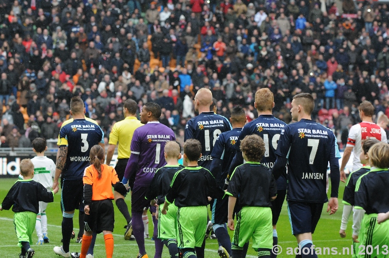 Foto's  en verslag Ajax - ADO Den Haag  24-02-2013