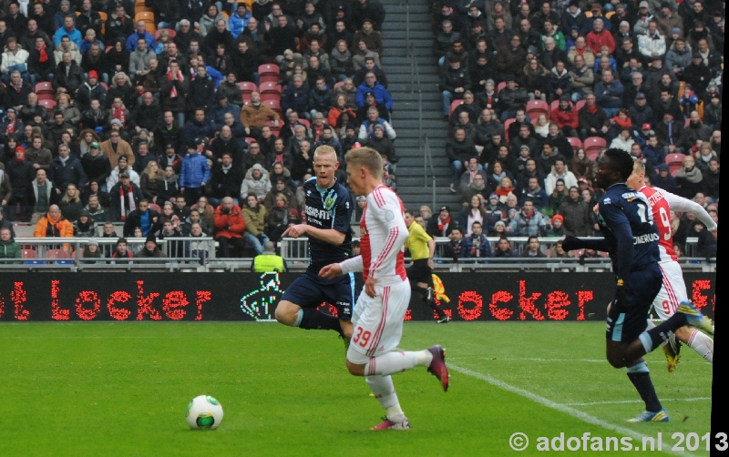 Foto's  en verslag Ajax - ADO Den Haag  24-02-2013