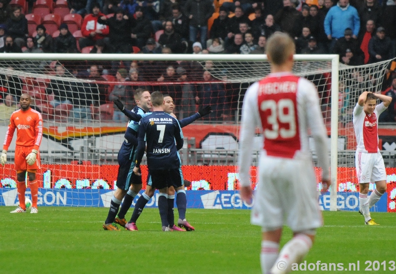 Foto's  en verslag Ajax - ADO Den Haag  24-02-2013