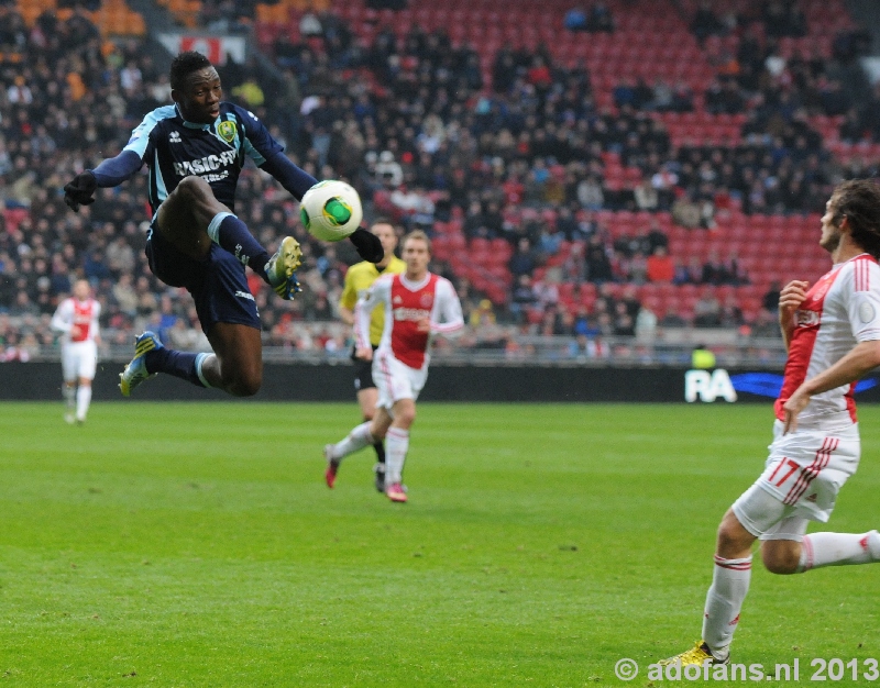 Foto's  en verslag Ajax - ADO Den Haag  24-02-2013