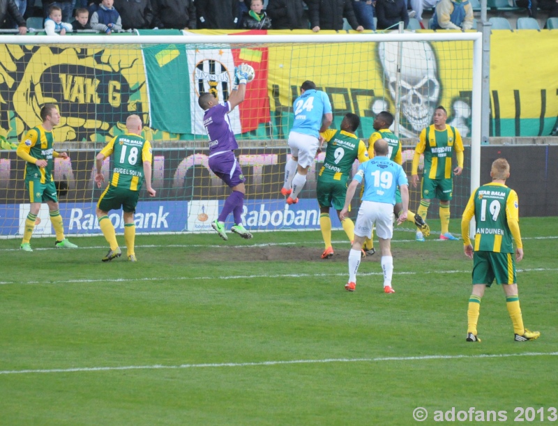 Competitie wedstrijd ADO Den Haag - VVV-Venlo  eindstand 1-1