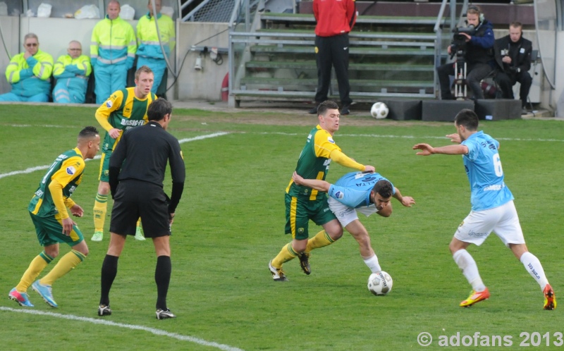 Competitie wedstrijd ADO Den Haag - VVV-Venlo  eindstand 1-1