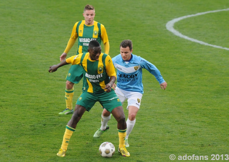 Competitie wedstrijd ADO Den Haag - VVV-Venlo  eindstand 1-1