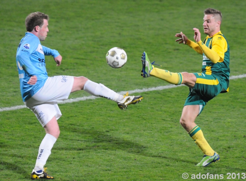 Competitie wedstrijd ADO Den Haag - VVV-Venlo  eindstand 1-1