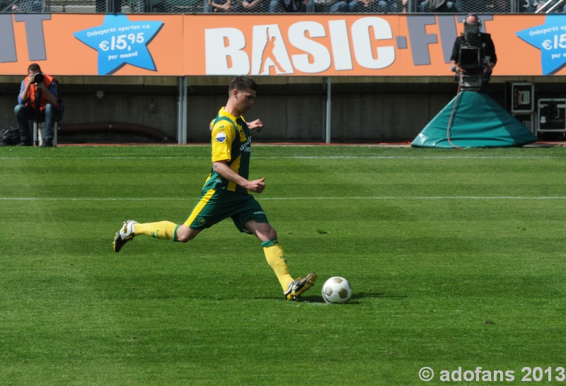 foto's ADO Den Haag -Feyenoord uitslag 2-0