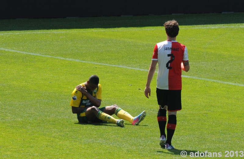 foto's ADO Den Haag -Feyenoord uitslag 2-0