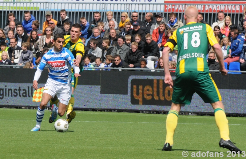 wedstrijd foto  PEC Zwolle- ADO Den Haag 12 mei 2013