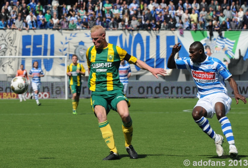 wedstrijd foto  PEC Zwolle- ADO Den Haag 12 mei 2013