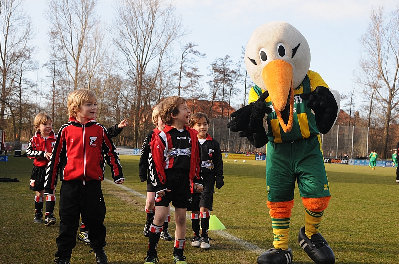 oefenwedstrijd HBS - ADO Den Haag