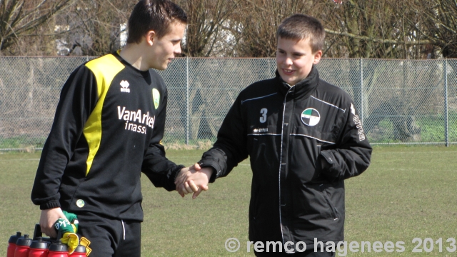 Foto's ADO Den Haag- FC Den Haag B1