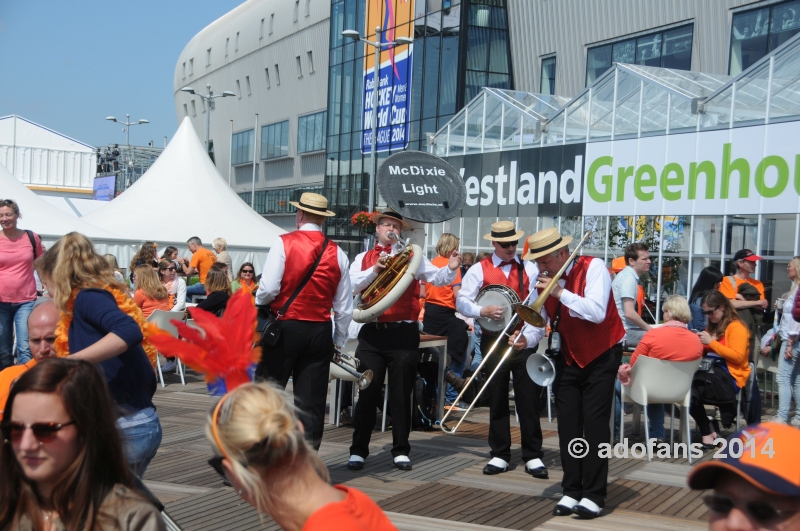 Sfeerimpressie eerste  wedstrijddagen RABO WK Hockey in Kyocera Stadion