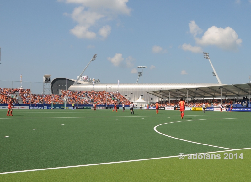 Sfeerimpressie eerste  wedstrijddagen RABO WK Hockey in Kyocera Stadion