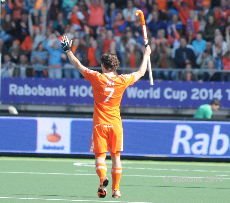 Sfeerimpressie eerste  wedstrijddagen RABO WK Hockey in Kyocera Stadion